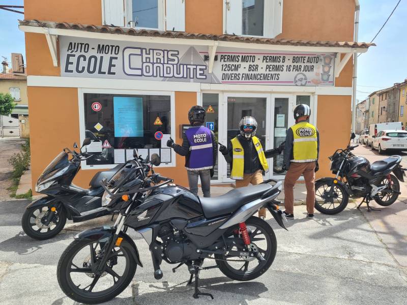 formation 125 permis moto a1 chris conduite toulon la crau